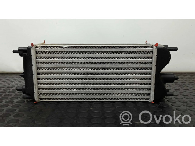 Интеркулер FT76-6K775-BA, 1882817 Ford Transit Courier