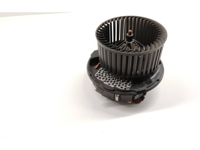Вентилятор печки    3C0907521F, CZ2468105384   Volkswagen Jetta VI