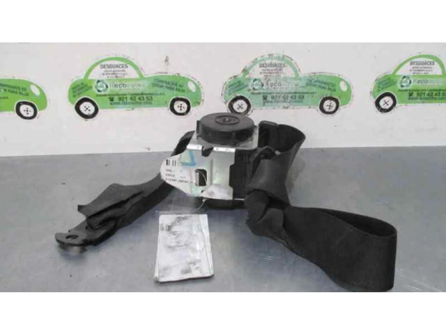 Задний ремень безопасности