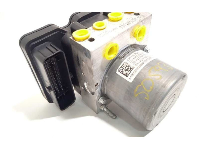 Přístrojová deska Mercedes-Benz CLA C118 X118 2022 A1779002305, 2265106582