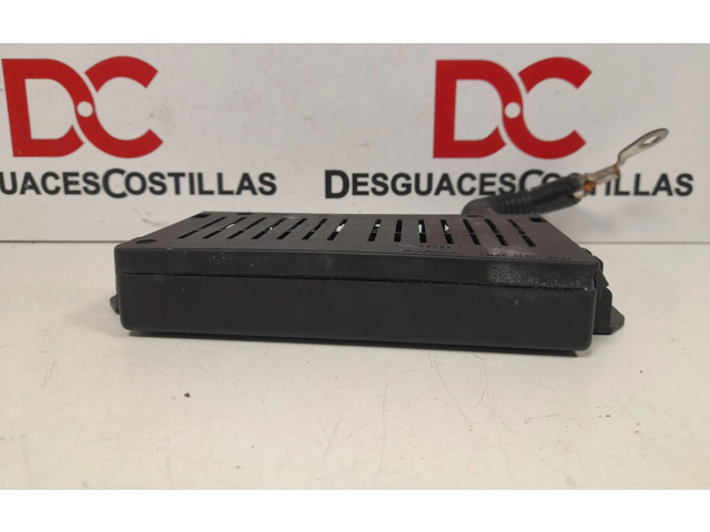 Блок предохранителей 9162323   Volvo XC90    