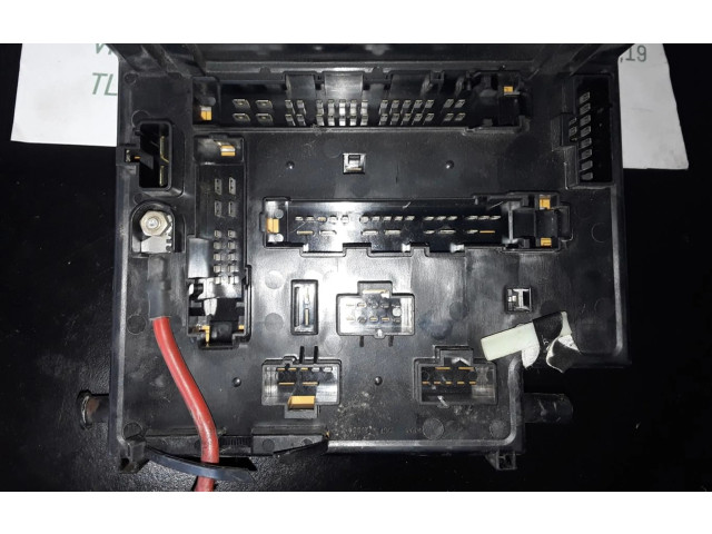 Блок предохранителей 95AG14A073DB Rover Rover