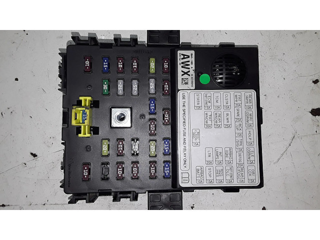 Блок предохранителей 9548-1065A Chevrolet Spark