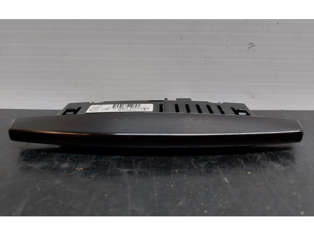 Дисплей    A0015424423   Mercedes-Benz E C207 W207