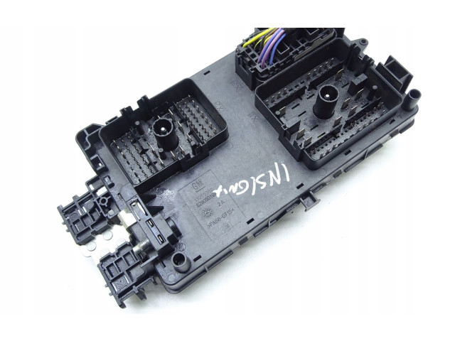 Блок предохранителей 22933570, 22933570 Vauxhall Insignia A