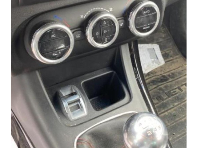 Моторчик заднего дворника 0000050509441 Alfa Romeo Giulietta