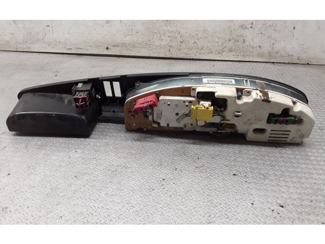 Панель приборов 4A1919033CL   Audi A6 S6 C4 4A       