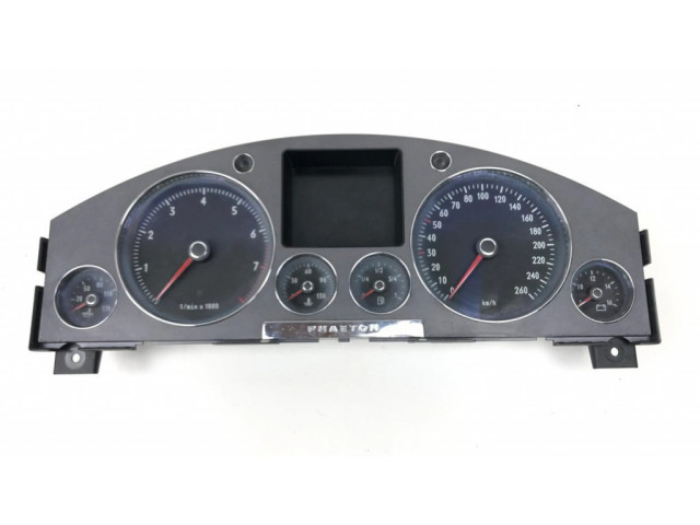 Панель приборов 3D0920882E   Volkswagen Phaeton       