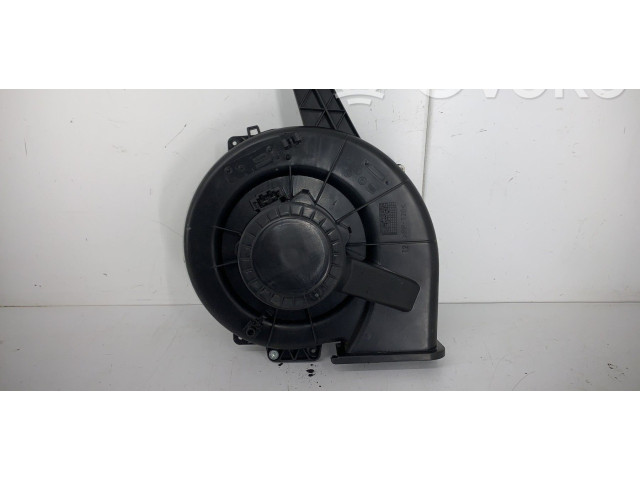 Вентилятор печки    6R1819015A   Skoda Fabia Mk2 (5J)