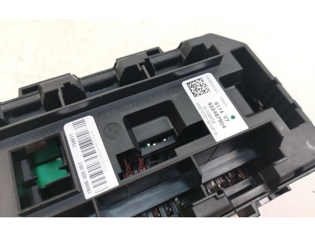 Pojistková skříňka 922487904 BMW 1 F20 F21 2012