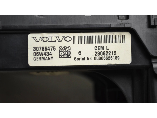 Блок предохранителей 30786475, 06W434   Volvo V70    