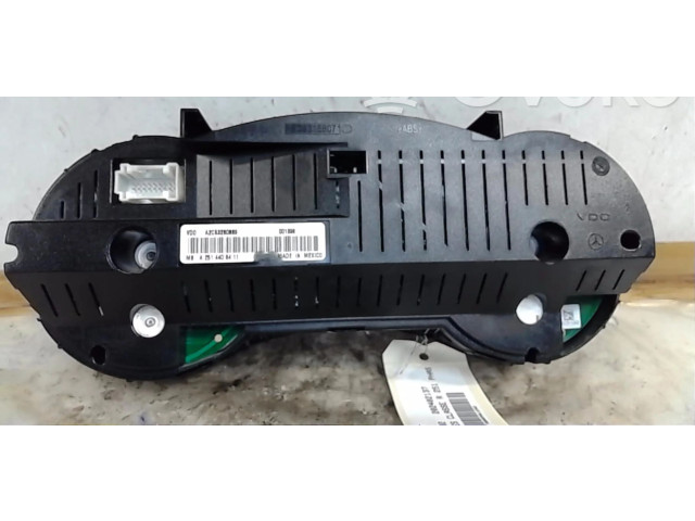 Панель приборов 2514406411   Mercedes-Benz R W251       