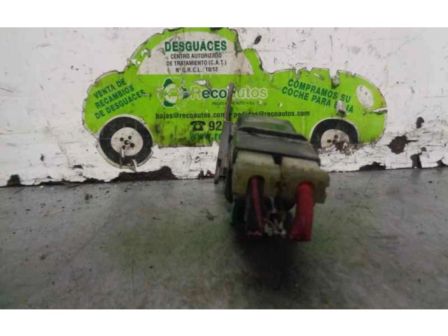 Блок предохранителей 252300M900 Nissan Almera