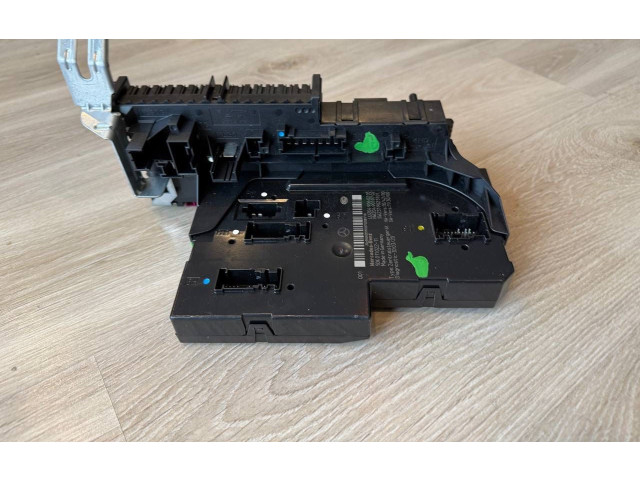 Pojistková skříňka A2049060205, 5DK01102211 Mercedes-Benz C W204 2013