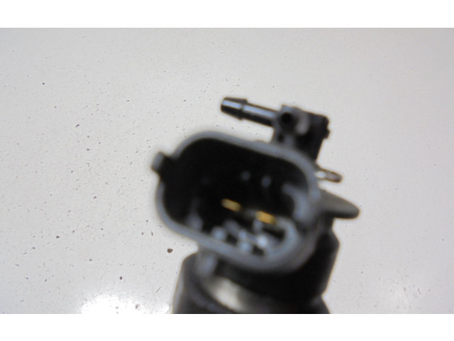 Vstřikovač 0445110135, 0445110135 Peugeot 206 CC 8