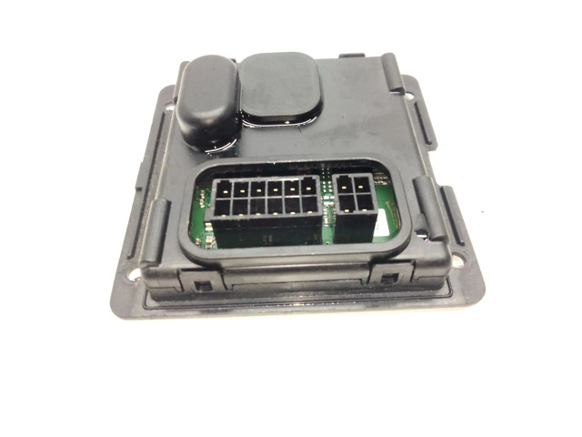 Píst 13184051   Opel Vectra C    Z 19 DT 