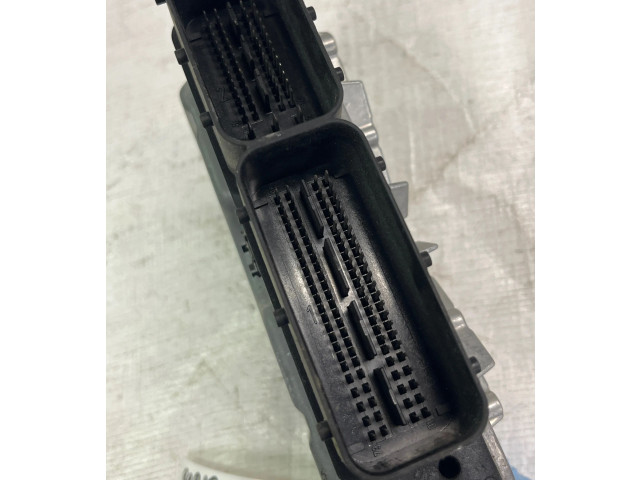 Блок управления двигателя 31286086, 1039S27438   Volvo V70