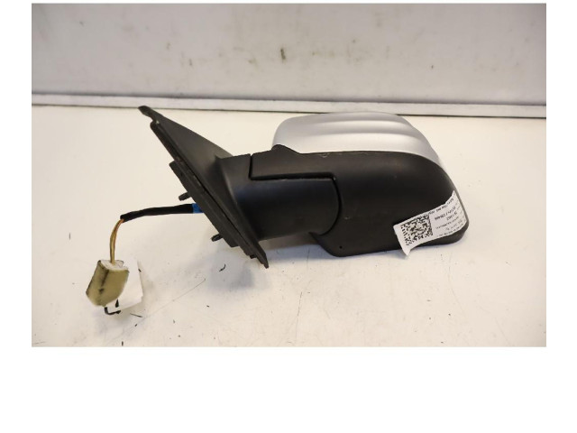 Зеркало электрическое        Mahindra KUV100  2016 -  года   