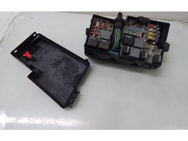 Pojistková skříňka Ford Focus 2008