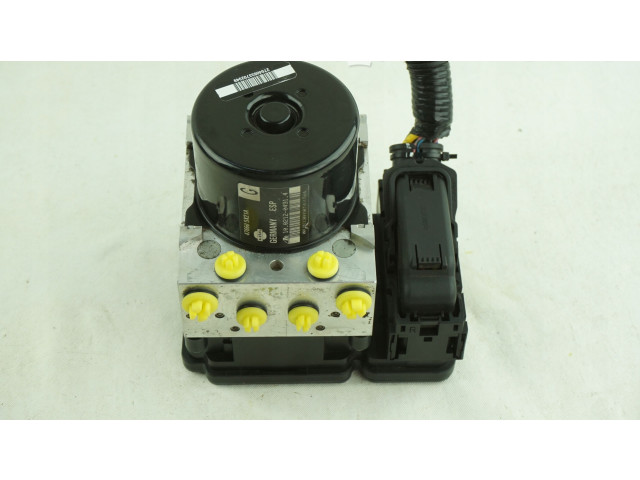 Блок АБС 476605X21A Nissan Navara D40 2004-2015 года