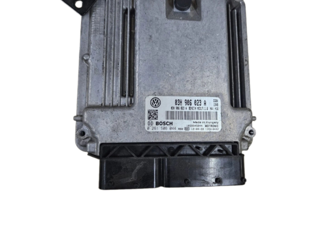 Řídící jednotka 03H906023A, 0261S06044 Porsche Cayenne (92A) 2012