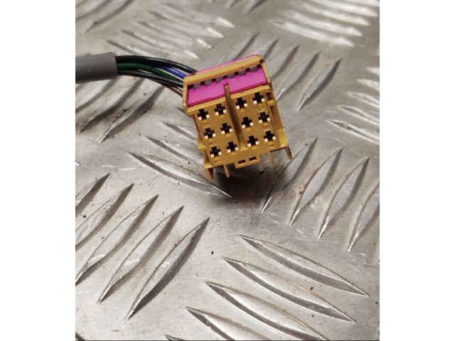 Зеркало (механическое) Skoda Fabia Mk1 (6Y) 1999 - 2007 года