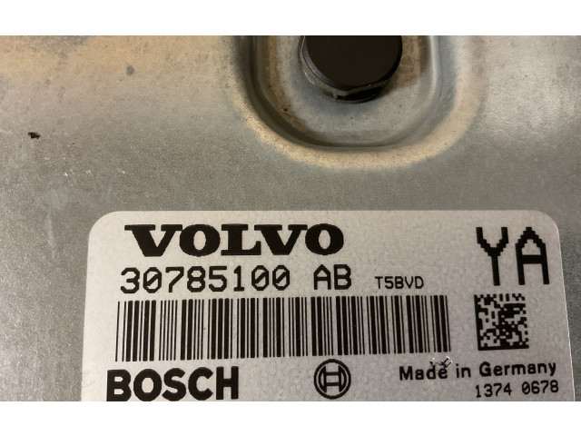 Блок управления двигателя 30785100AB   Volvo V70