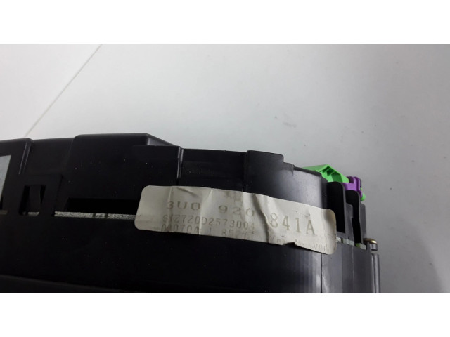 Панель приборов 3U0920841A Skoda Superb B5 (3U)