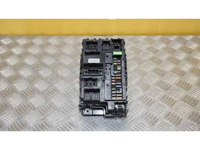 Блок предохранителей  LU5T-15604, A2C7692691400   Lincoln Aviator II    