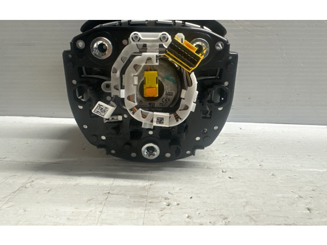 Подушка безопасности водителя 39825814 Volvo S90, V90