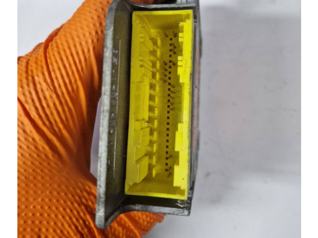 Блок подушек безопасности 1C0909601, 28010215C Skoda Fabia Mk1 (6Y)