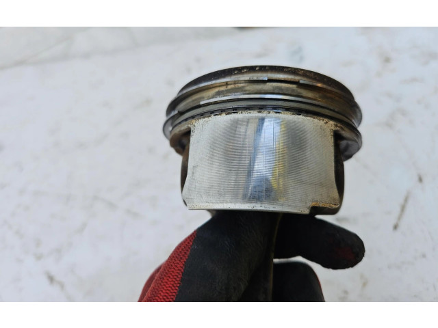 Поршень с шатуном 066DN Audi A6 C7