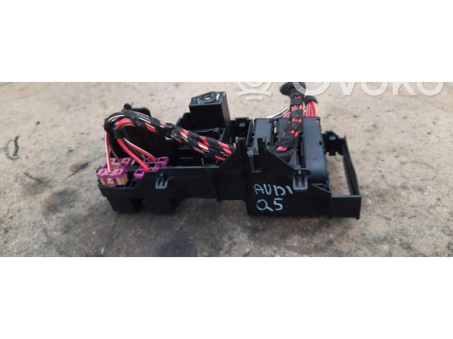 Блок предохранителей 8K0971845A Audi Q5 SQ5