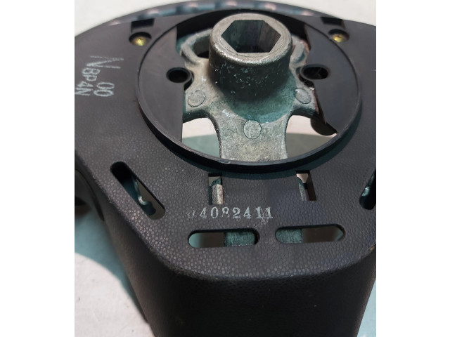 Руль Mazda 3 I 2003 - 2006 года 04082411