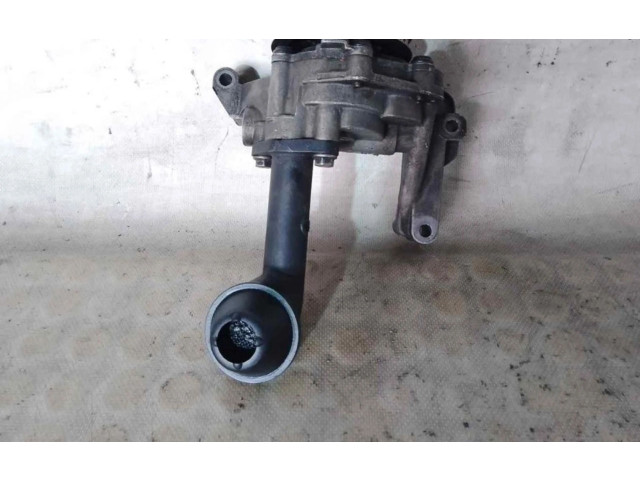 Масляный насос   03L115105B  Seat Altea XL 