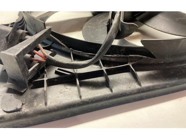 Вентилятор радиатора 6R0121207Q, PA66GF30 Skoda Rapid (NH)