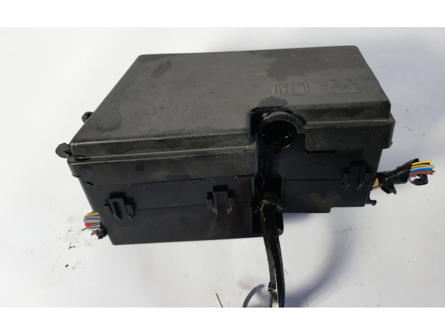 Блок предохранителей     Ford Focus    