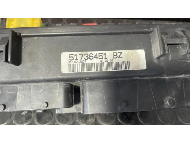   Pojistková skříňka 51736451BZ   Fiat Punto (199) 