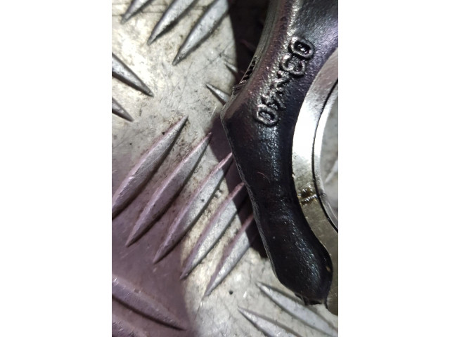 Píst Mercedes-Benz C W203