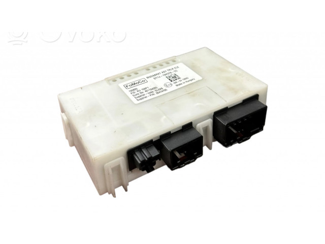 Блок предохранителей 401154265, 28474795 Ford Transit - Tourneo Connect