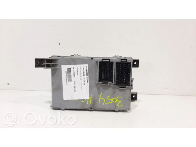 Блок предохранителей 518690940, 90458564 Fiat Punto Evo