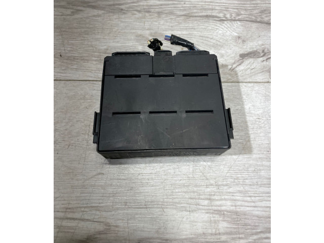   Pojistková skříňka 8921130020   Lexus GS 300 350 430 450H 2005