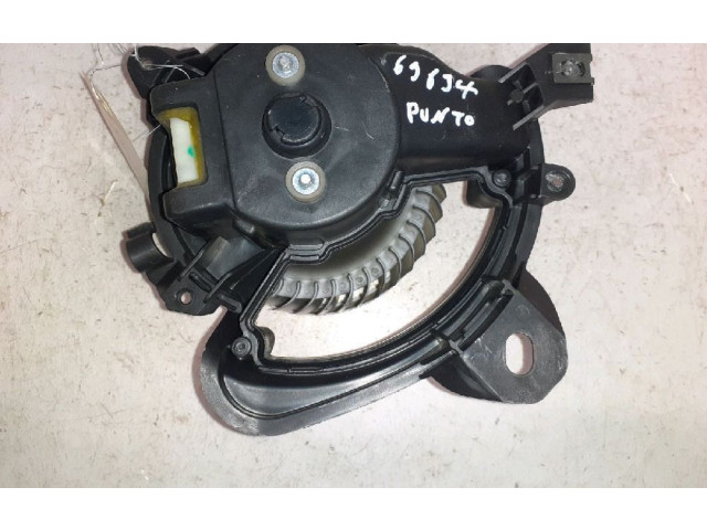 Вентилятор печки    77364953, 77364953   Fiat Punto (199)