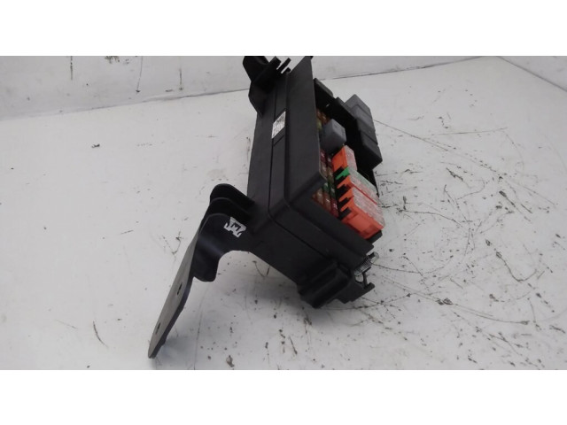 Блок предохранителей A1643402372 Mercedes-Benz ML W164