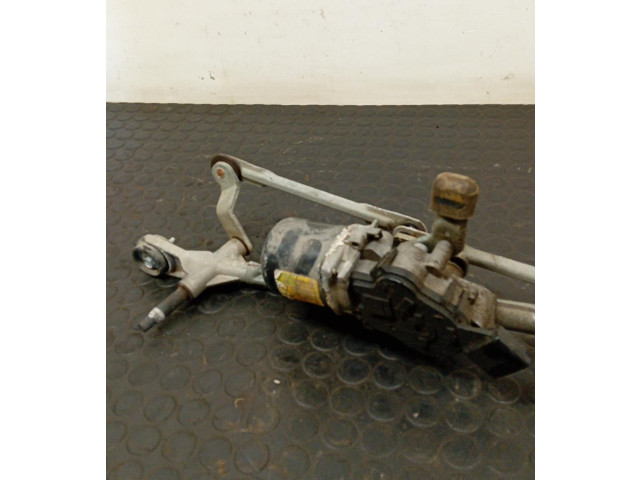 Моторчик дворников     DS Automobiles 3