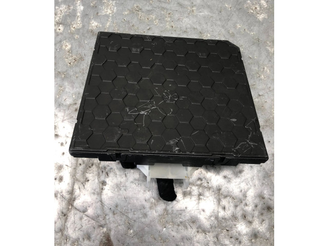 Блок комфорта 5Q0937086AE Skoda Octavia Mk3 (5E)