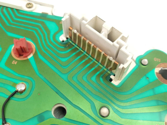 Панель приборов 8200209613D, 685100000   Dacia Solenza       