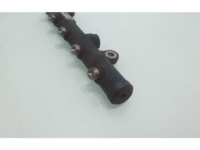 Топливная рампа 9681649580 Volvo V50