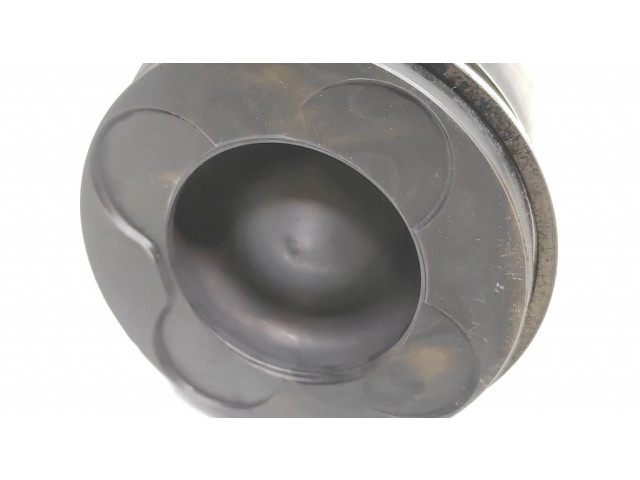 Píst 0840c, 512t67 BMW 1 E81 E87 pro naftový motor 2.0 M47/T2