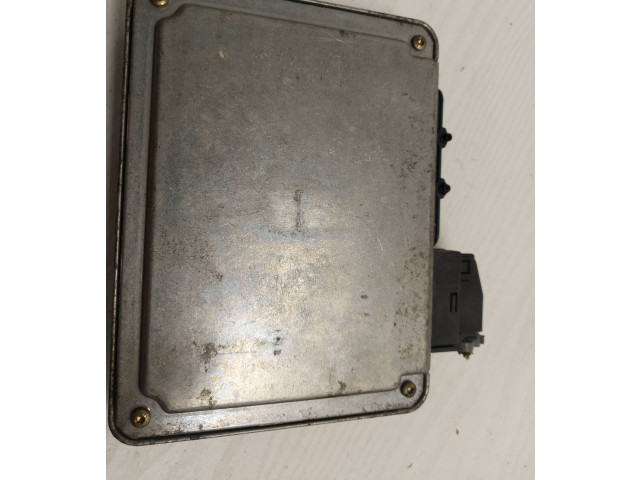 Блок управления двигателя 038906018GM, 0281010181 Volkswagen Golf IV